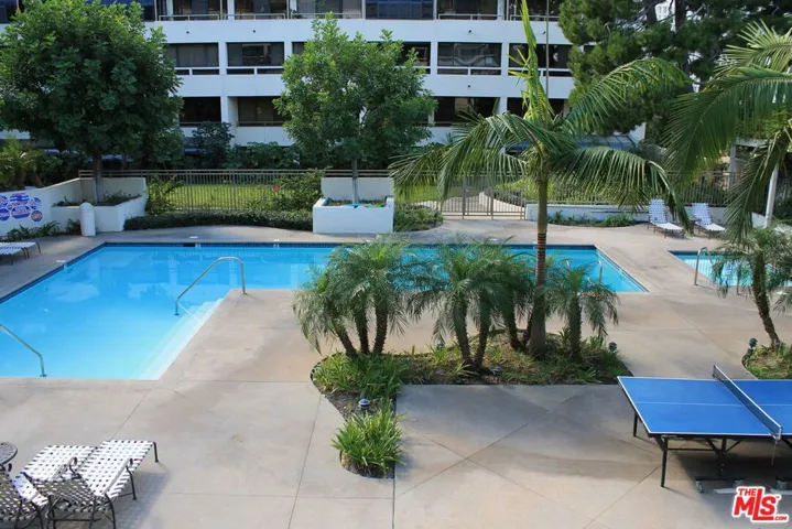 POOL COURTYARD