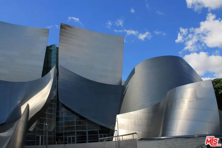 NEARBY CONCERT HALL