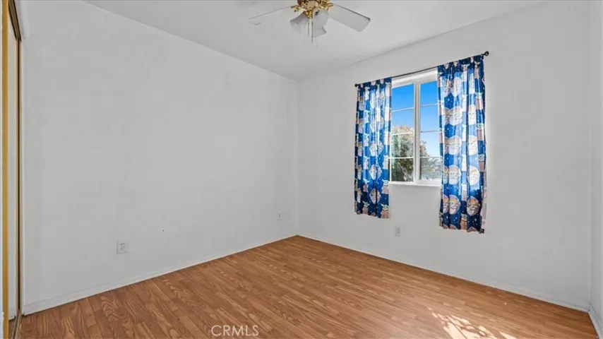 11545 Kiowa, Apple Valley, California 92308