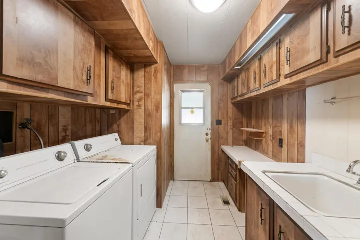 26_73966_Zircon_Cir_W26_mls