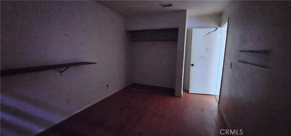 6095 BEDROOM 2