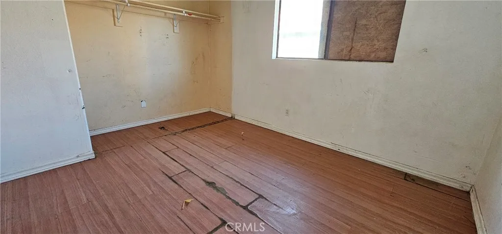 6095 BEDROOM 1