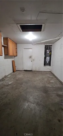 6095 GARAGE