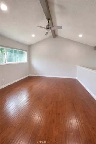2nd floor Living room