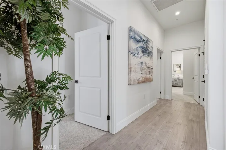 Hallway to bedrooms and laundry