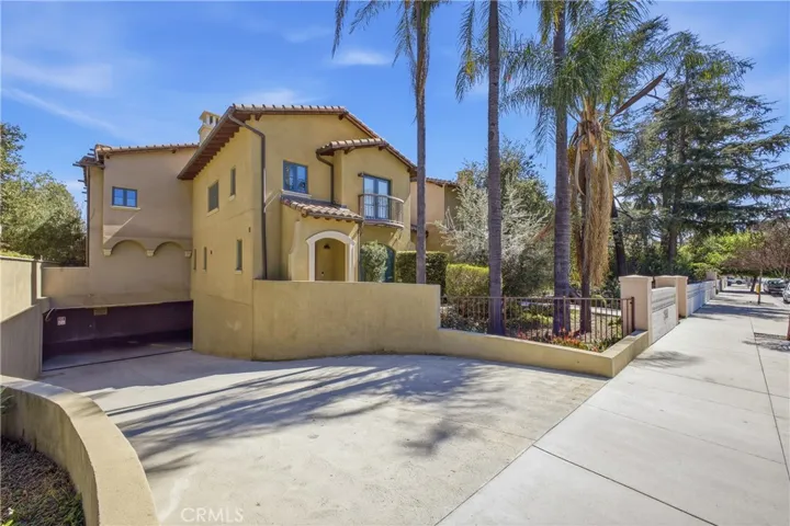 Driveway entrance off Sierra Madre Blvd.