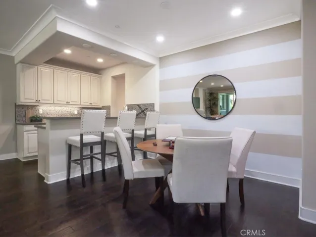 Wet Bar and Sitting Area on Lower Level