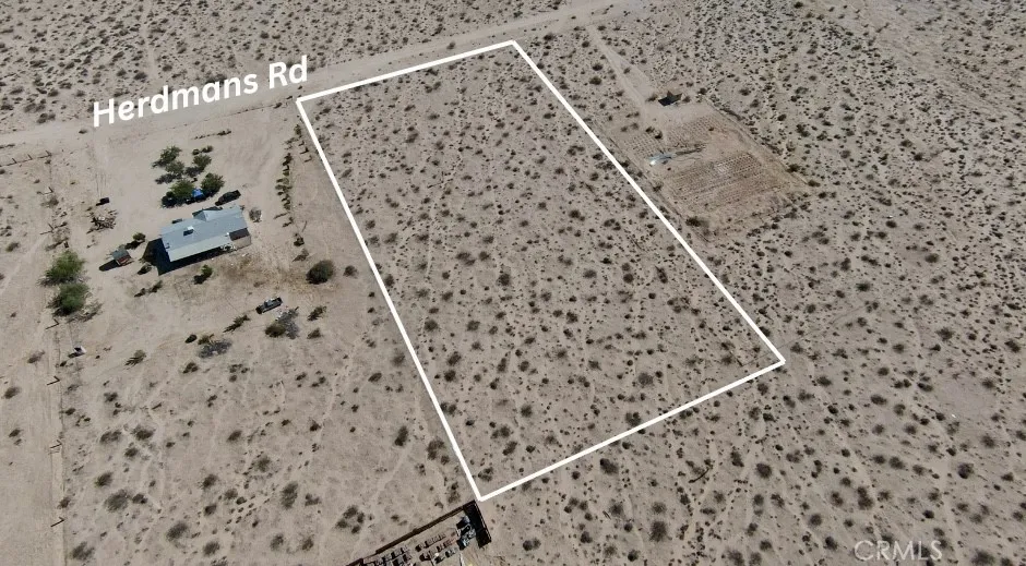 60684 Herdmans, Landers, California 92285 — photo 4