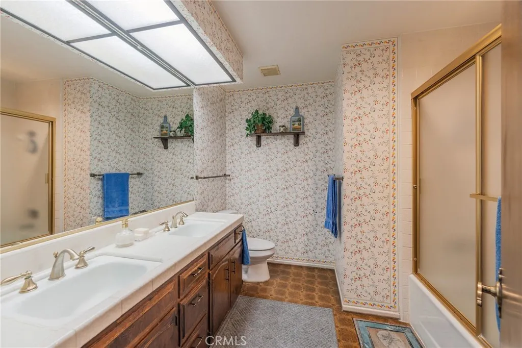 Hall bathroom