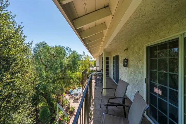 Balcony access to all bedrooms.