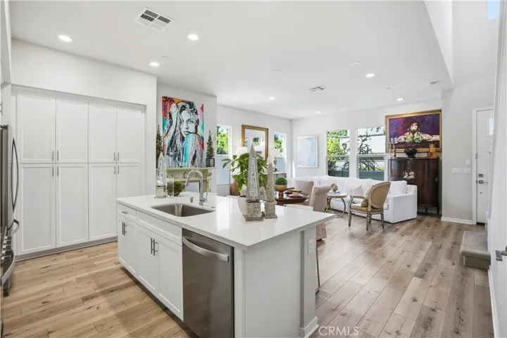 184 Alienta Lane, Rancho Mission Viejo, California 92694
