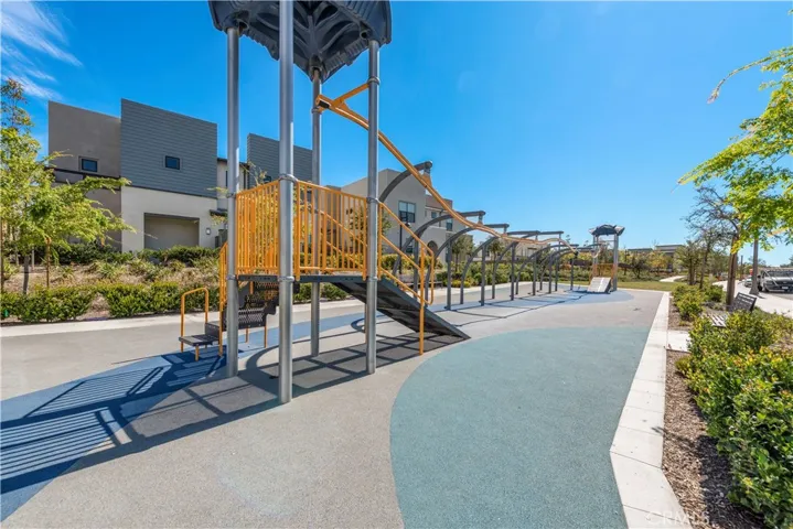 184 Alienta Lane, Rancho Mission Viejo, California 92694