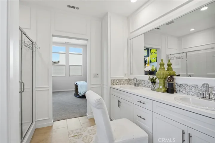 184 Alienta Lane, Rancho Mission Viejo, California 92694