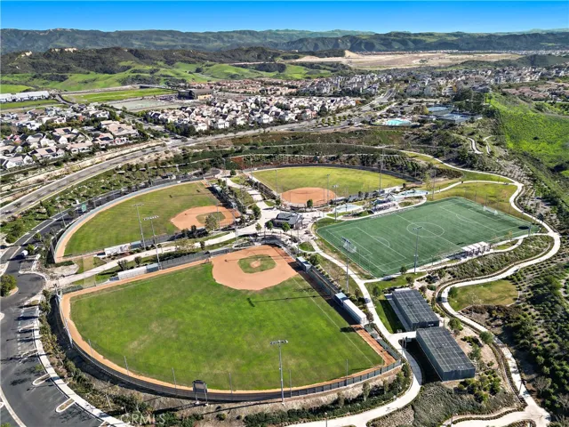 184 Alienta Lane, Rancho Mission Viejo, California 92694