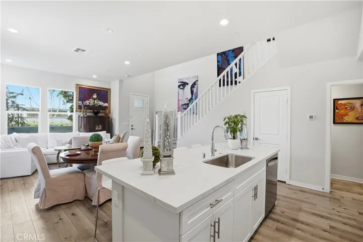 184 Alienta Lane, Rancho Mission Viejo, California 92694