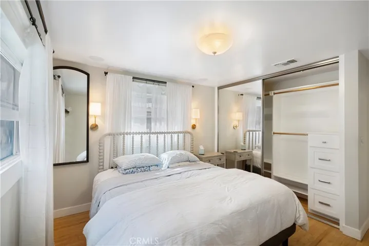 BEDROOM 1 CLOSET BUILTINS