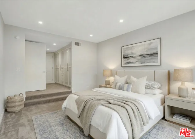 digitally enhanced / virtual s