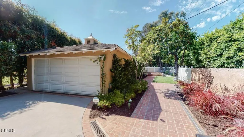 101 S Rockingham Ave-53