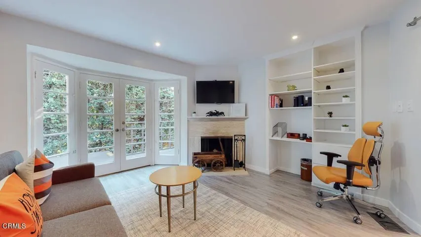101 S Rockingham Ave-26
