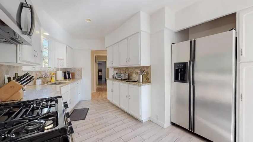 101 S Rockingham Ave-22