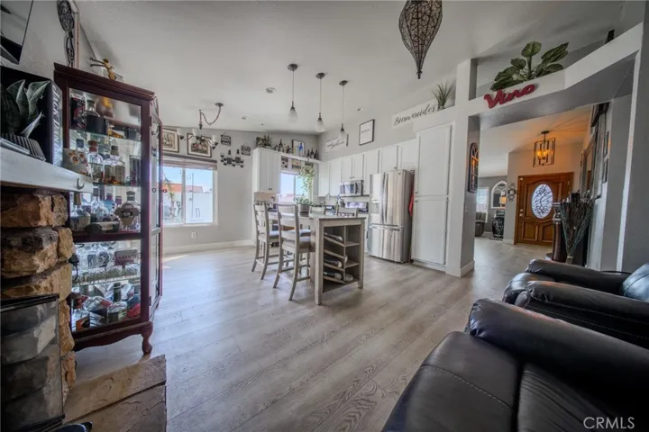 2786 Plaza Serena, Rialto, California 92377