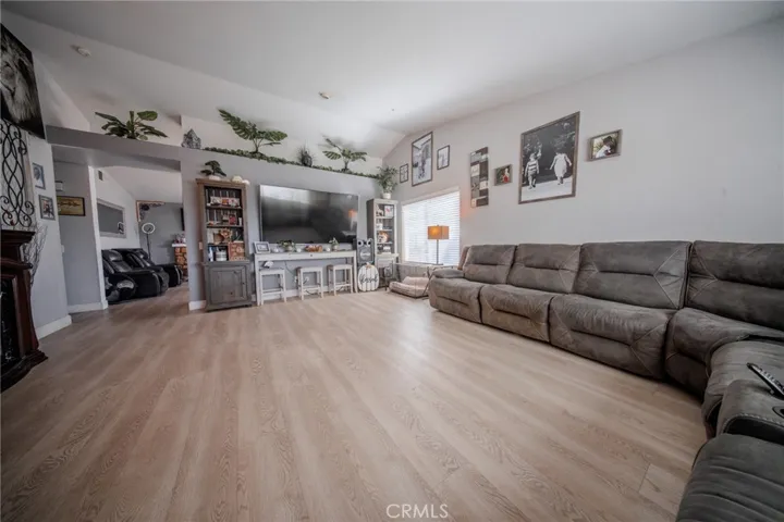 2786 Plaza Serena, Rialto, California 92377