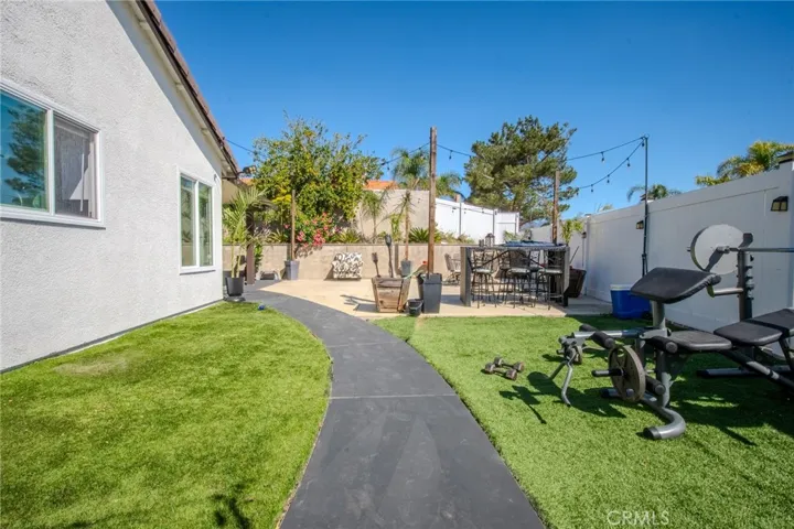 2786 Plaza Serena, Rialto, California 92377