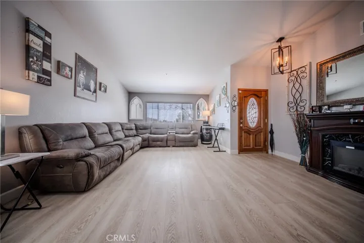 2786 Plaza Serena, Rialto, California 92377