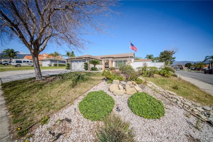 2786 Plaza Serena, Rialto, California 92377
