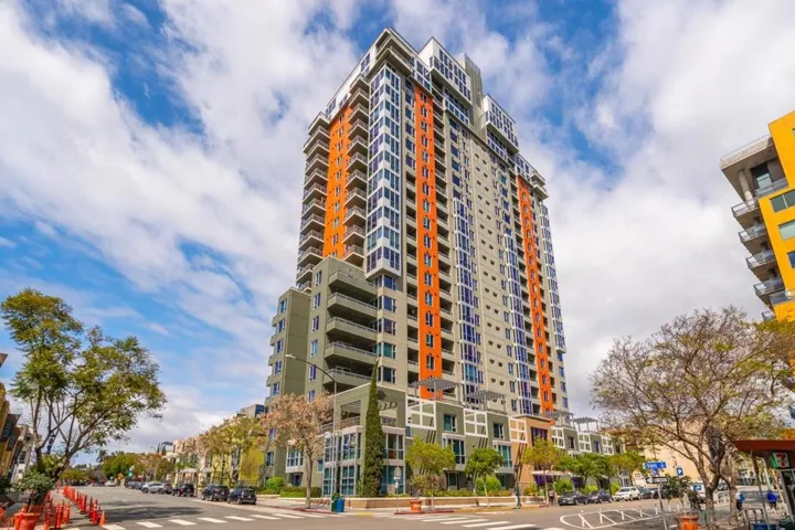 300 W Beech St 1305, San Diego, California 92101