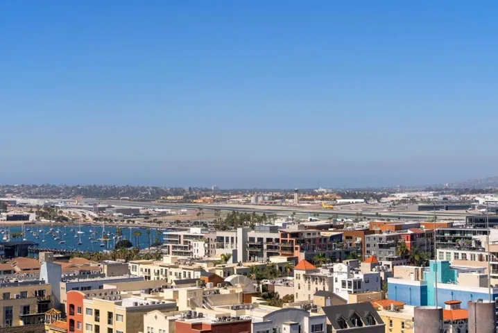 300 W Beech St 1305, San Diego, California 92101