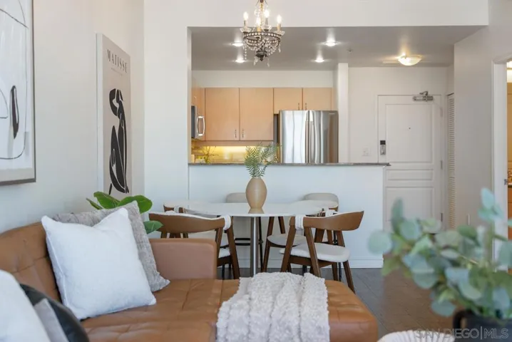 300 W Beech St 1305, San Diego, California 92101