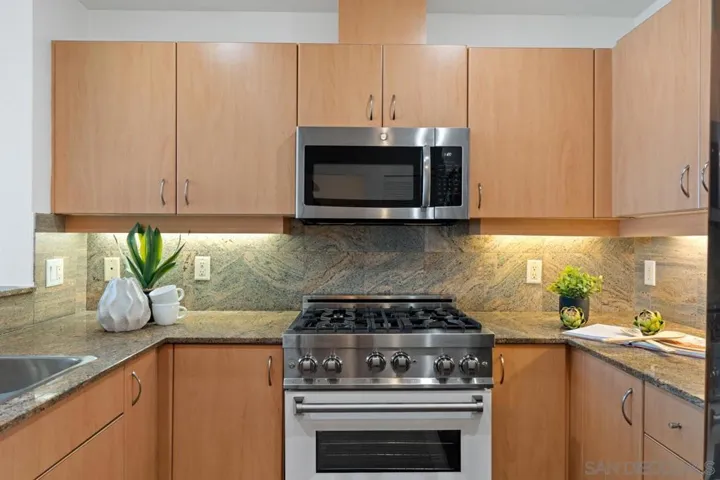300 W Beech St 1305, San Diego, California 92101