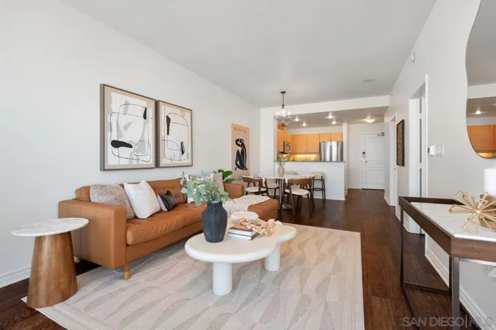 300 W Beech St 1305, San Diego, California 92101