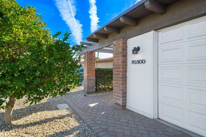 Paver Entry