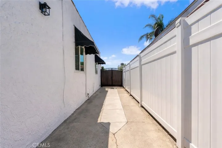 119 E 75th St, Los Angeles, California 90003