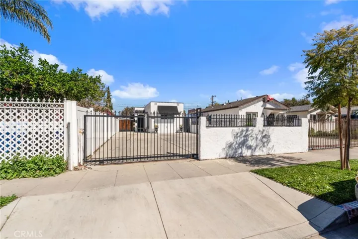 119 E 75th St, Los Angeles, California 90003
