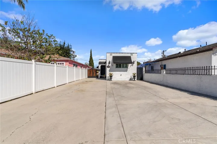 119 E 75th St, Los Angeles, California 90003
