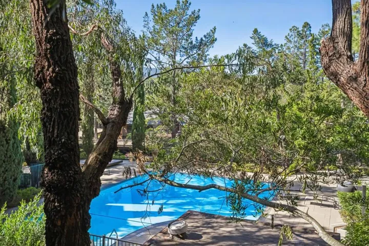 3314 Brittan Avenue 1, San Carlos, California 94070