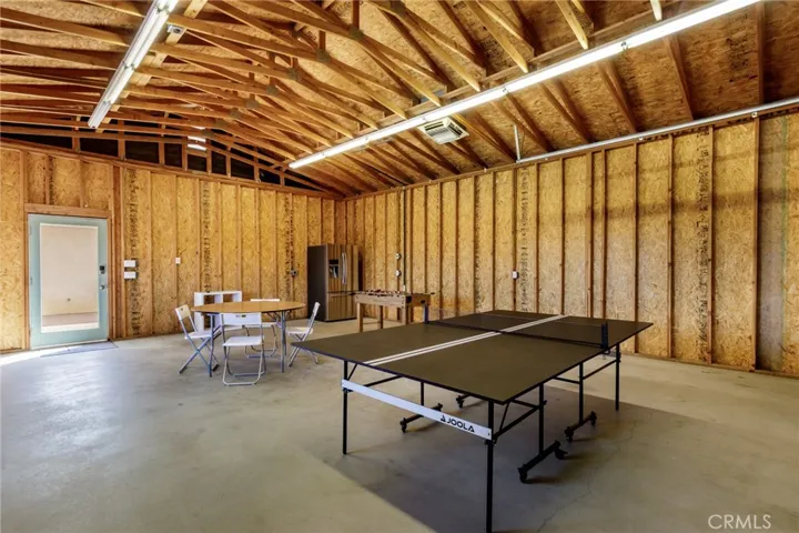 Rear Garage