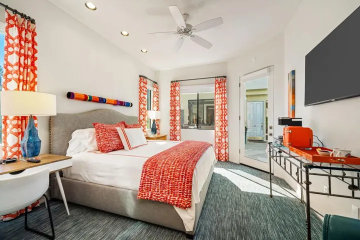 Charming casita!