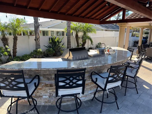 10565 Lubao, Chatsworth, California 91311