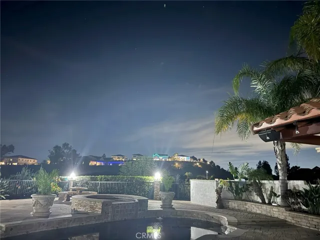 10565 Lubao, Chatsworth, California 91311