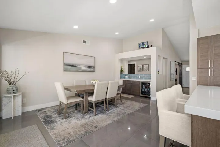 12_12022644_186884_186884-EI-112