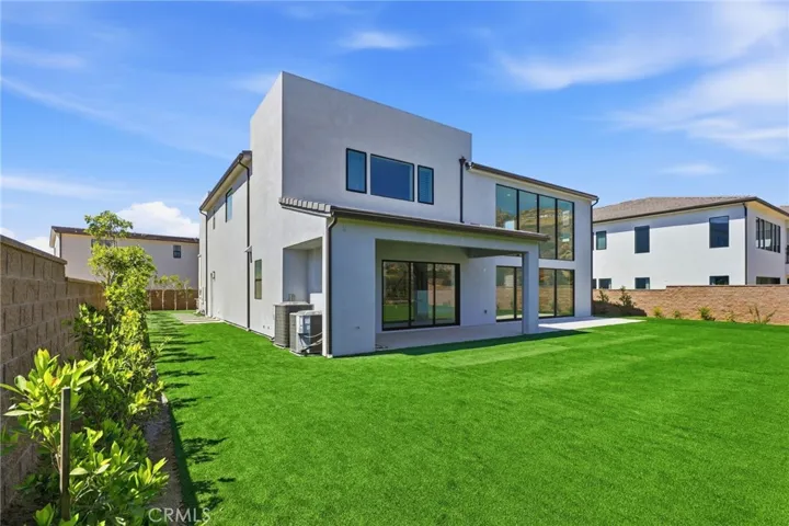 22801 Seaqua Circle, Chatsworth, California 91311