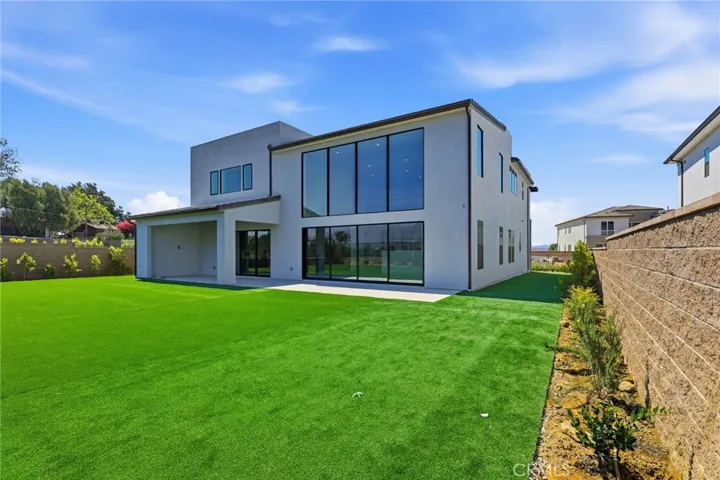 22801 Seaqua Circle, Chatsworth, California 91311