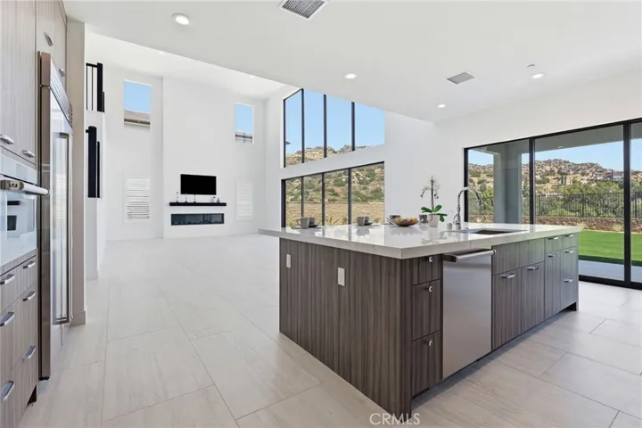 22801 Seaqua Circle, Chatsworth, California 91311