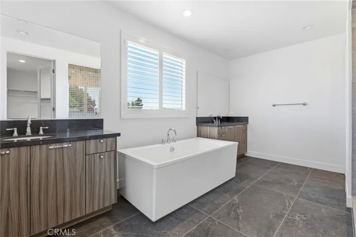 22801 Seaqua Circle, Chatsworth, California 91311