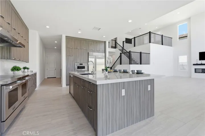 22801 Seaqua Circle, Chatsworth, California 91311