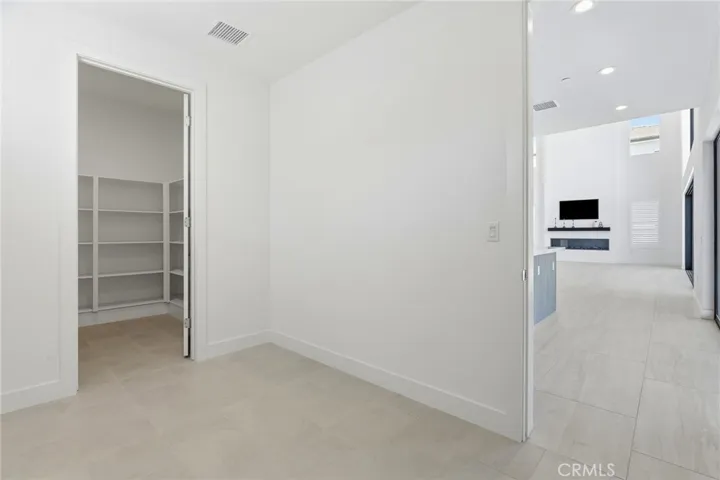 22801 Seaqua Circle, Chatsworth, California 91311